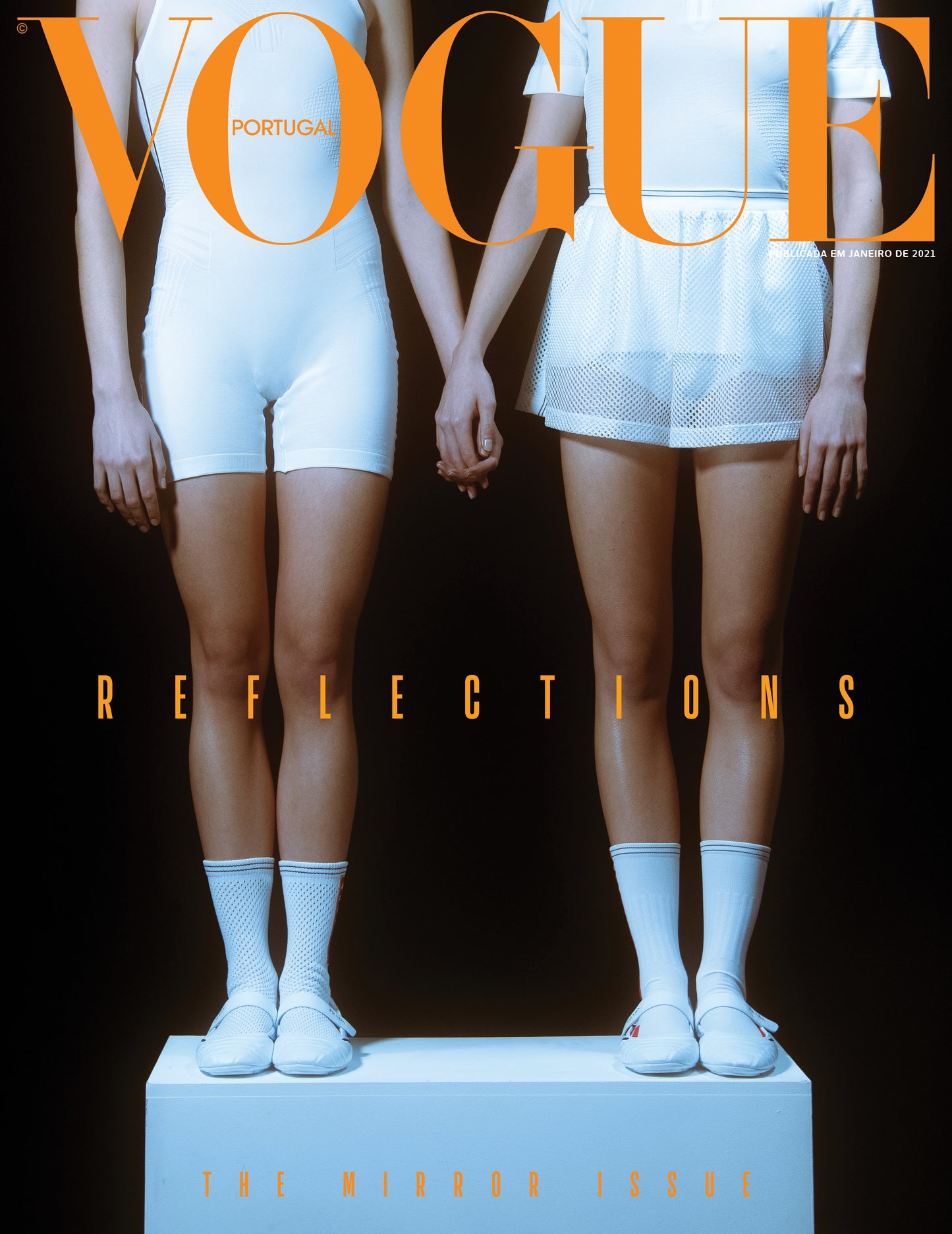 Mirrors - Capa 2