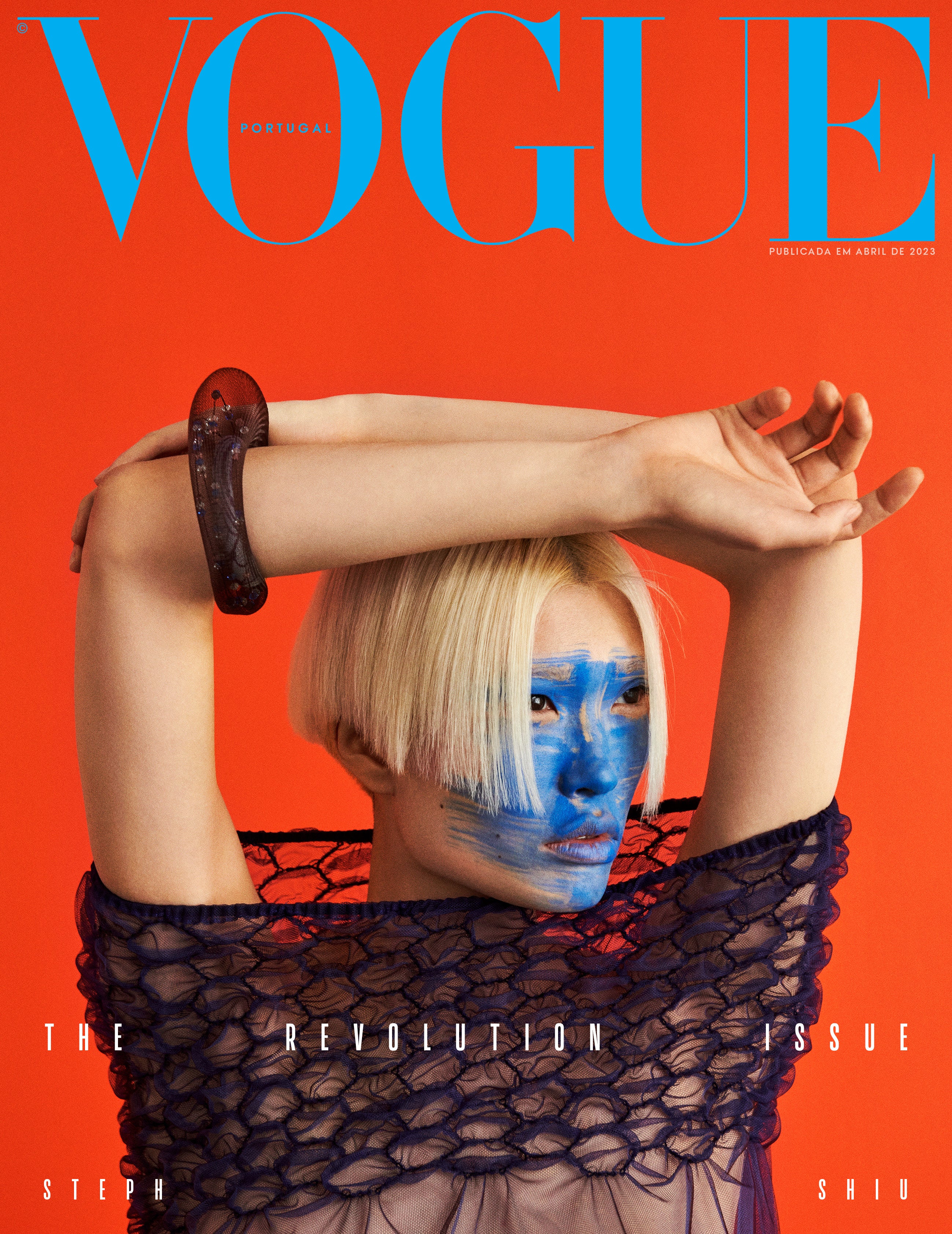 Vogue Czechoslovakia January 2023 - 女性情報誌