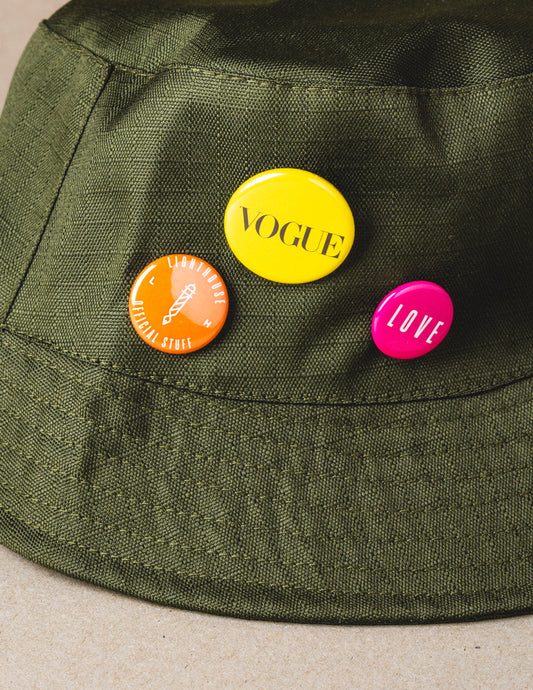 Bucket Hat com crachás