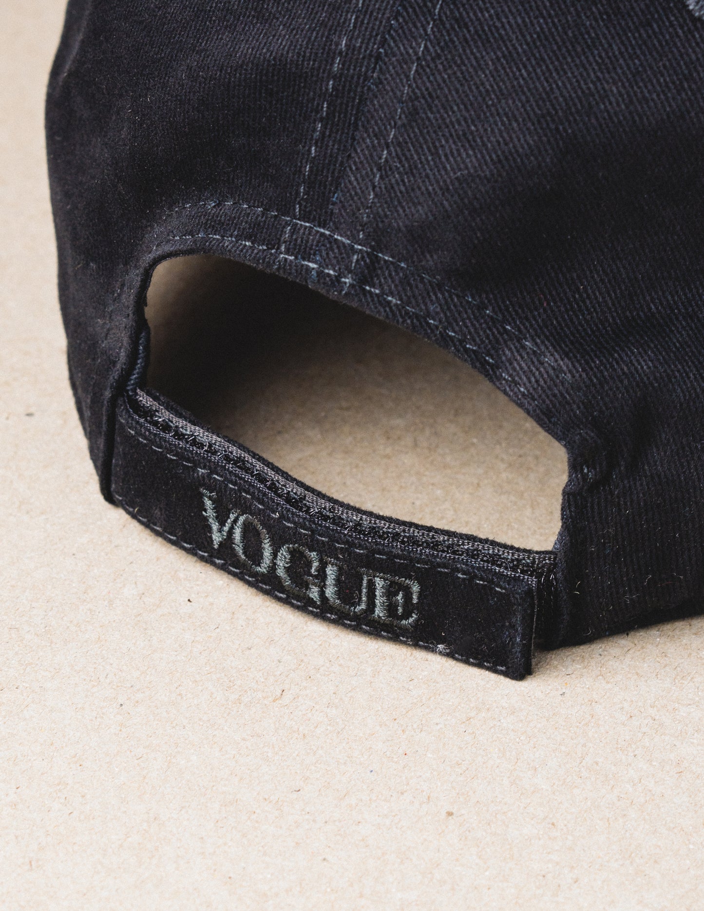 Boné Vogue