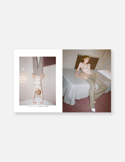 The Naif Issue - Capa 3