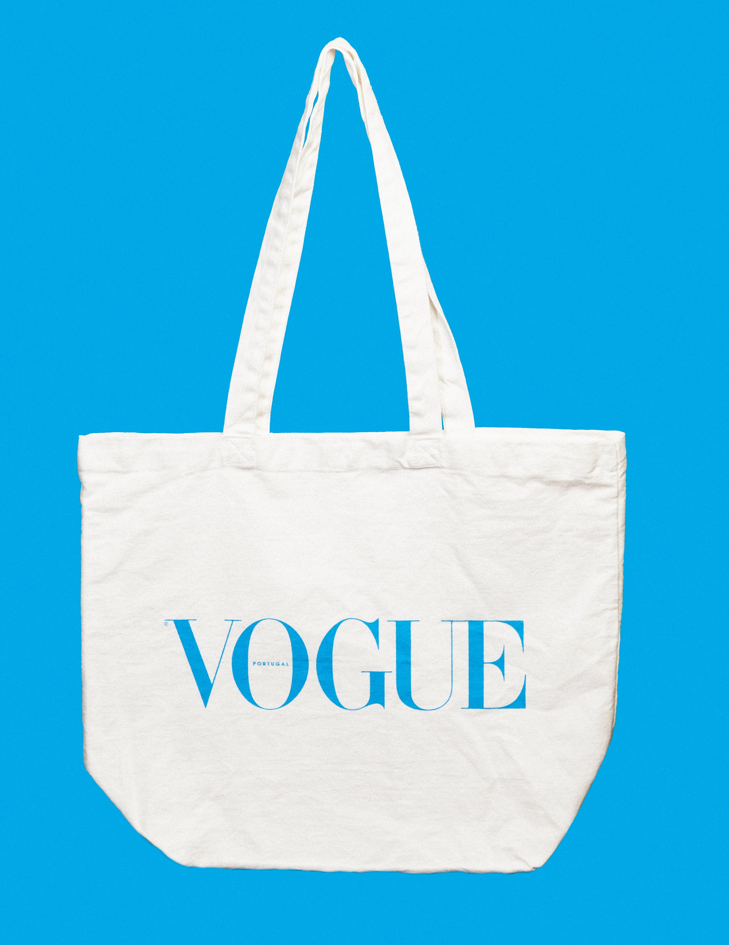 Vogue hot sale tote bag